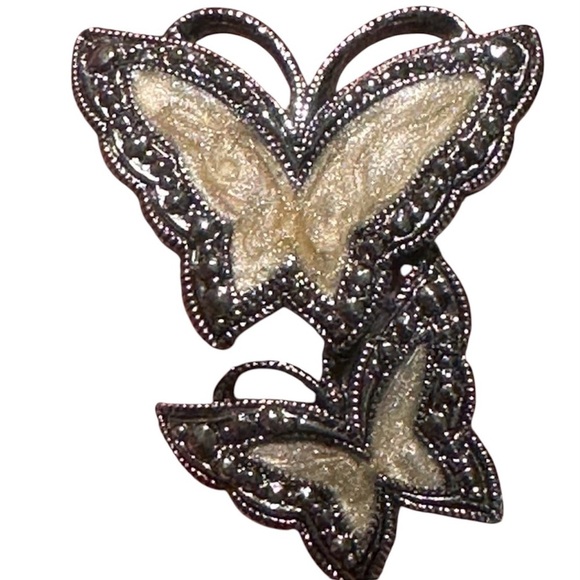 Elegant Metal Duo Butterfly Pierced Earrings - Picture 3 of 5